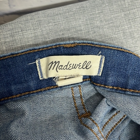 Madewell 9” High-Rise Skinny Crop Distressed Jeans - Picture 7 of 8